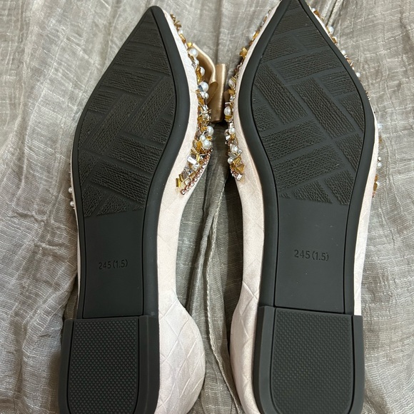Dress Flats 7.5 - Picture 3 of 5